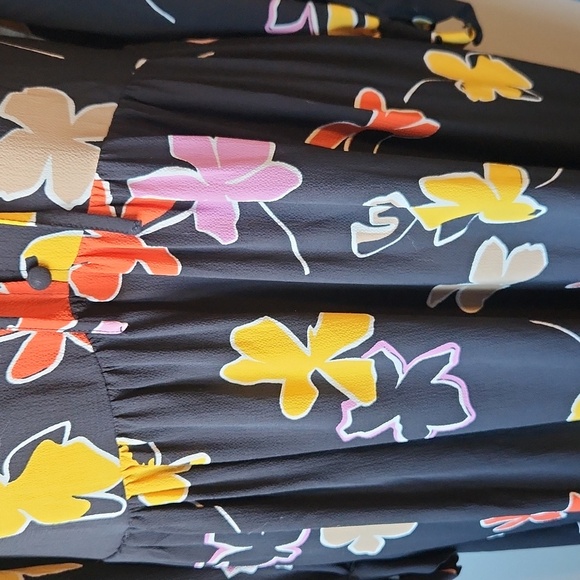 Ted Baker London Yviee Chuck Ruffle Long Sleeve Floral Midi Dress in Black - Picture 4 of 14